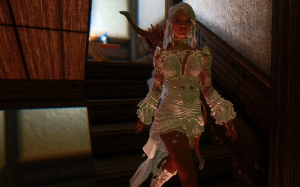 Мадам, за елкой не желаете.