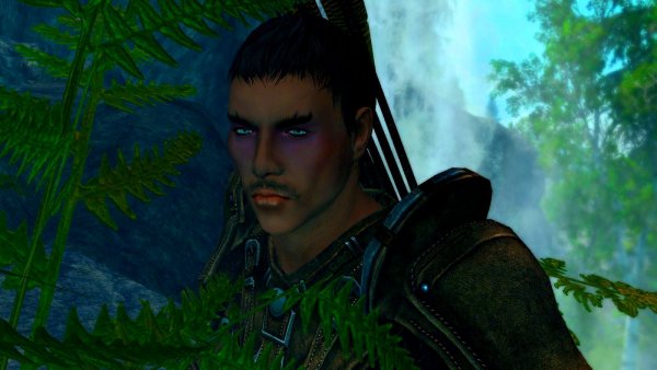 В кустах, на нас точил свой кинжал бандит )))))