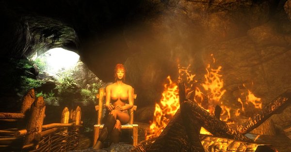 Шэйла у костра в пещере.. (сборка 3.0)