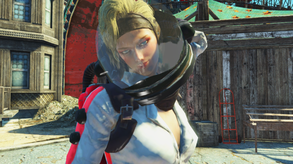 Красавица девушка (робот бутылка N.I.R.A.).