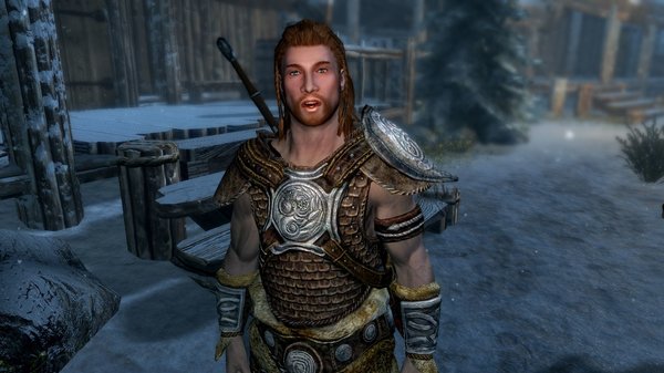 Эрик - зайдем в дом! А то холодно.