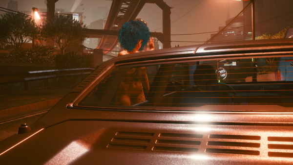 Вика просит подвезти её до магазина одежды.