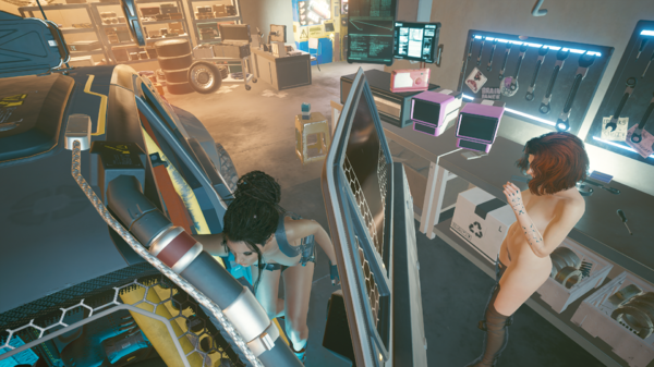 Панам:-"Сейчас проверю - как всё работает".