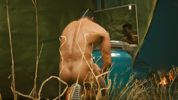 Ви приобрёл зеркало и принёс его в палатку.