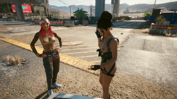 ВИ пришла знакомится, а Панам в телефоне! ))