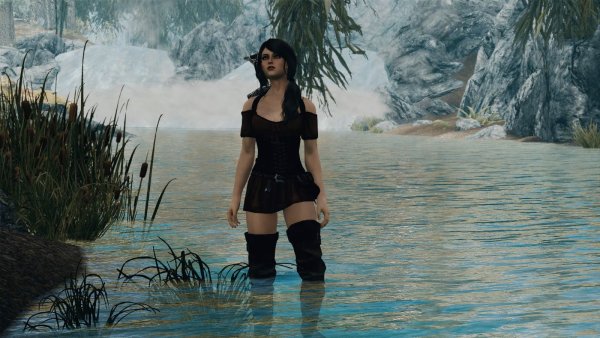 В сборке есть - СОФИЯ.. SKYRIM AE (сборка 10)