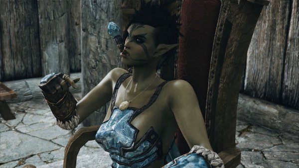 Отправила ярла за мороженным ;)