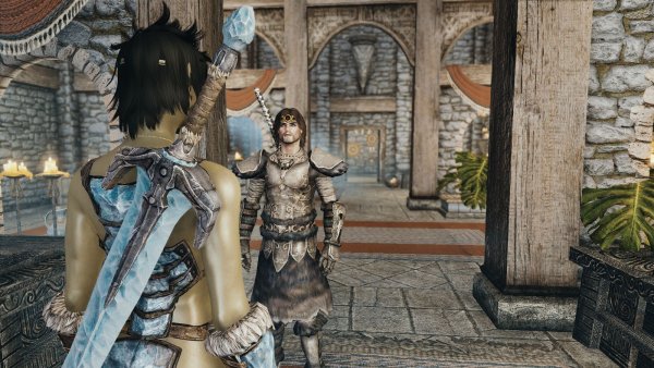 МИРРОЯ взяла в спутники члена Соратников ))