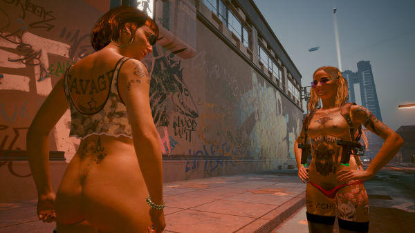 Ви знакомится с девушкой.