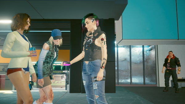 Джуди:-"А где Вы приобрели это нижнее бельё?".