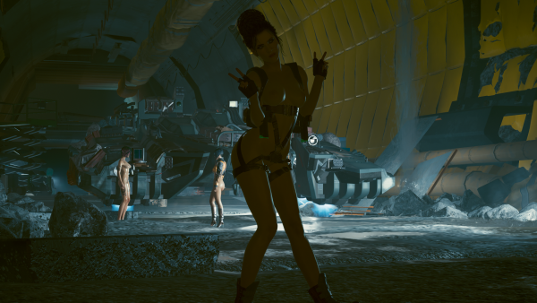 Панам, Джуди и Ви.