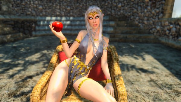 Лифелия, эльфийка полукровка