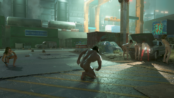 А вот и хозяин c женой этой машины вернулись!!!