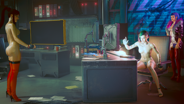 Джуди:-"Подожди минутку, ..".