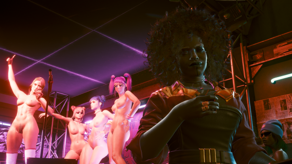 Денни заигрывает с её новым знакомым молодым человеком.