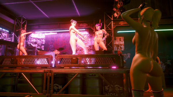 Блю Мун просит Ви спеть на бис.