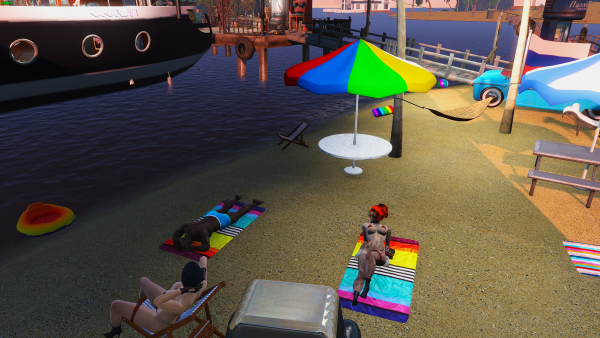 Рядом с собственной шхуной.