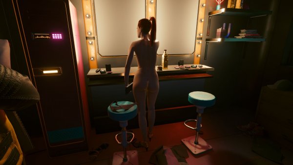 У зеркала.. Cyberpunk 2077 глазами Windfire