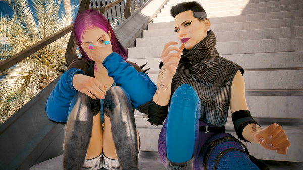 Молодая и ещё стеснительная, и озорная и "прожжённая".