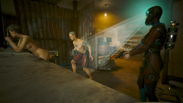 Розалинд Майерс пытается соблазнить Ви.