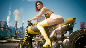 Великолепная Ви на мотоцикле смогла обернуться.