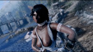 Юна на набережной Сэнкчуари.